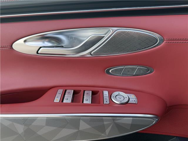 2023 Genesis GV70 2.5T Prestige (Stk: 25101496A) in Markham - Image 29 of 39