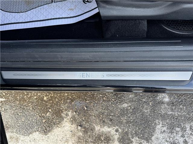 2023 Genesis GV70 2.5T Prestige (Stk: 25101496A) in Markham - Image 31 of 39