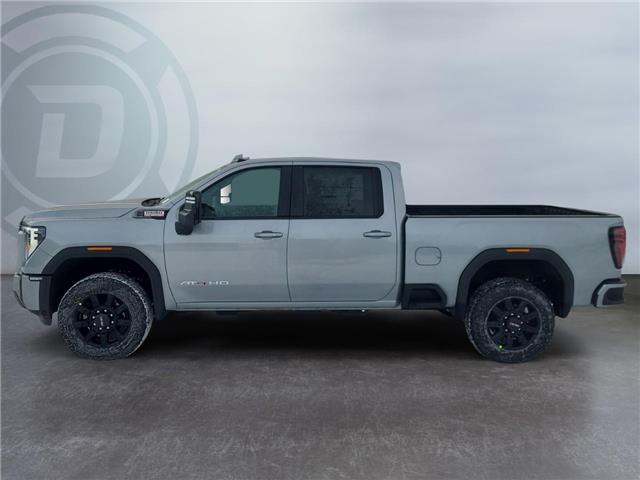 2026 GMC Sierra 3500HD AT4 (Stk: 380359) in Claresholm - Image 2 of 15