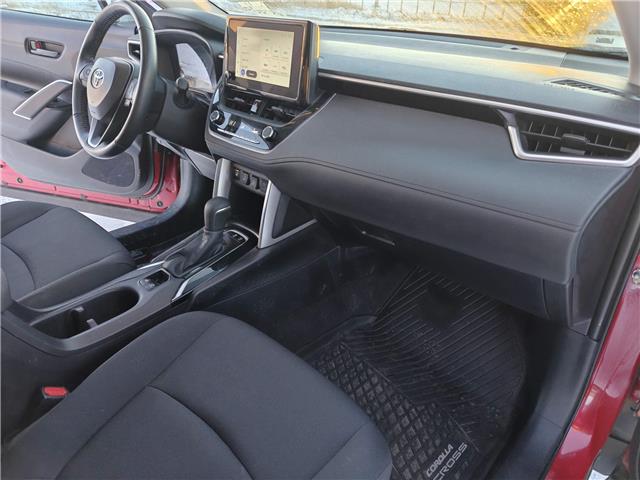 2024 Toyota Corolla Cross LE in Ottawa - Image 24 of 25