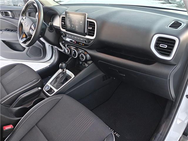 2024 Hyundai Venue Ultimate w/Black Interior (IVT) in Ottawa - Image 27 of 28