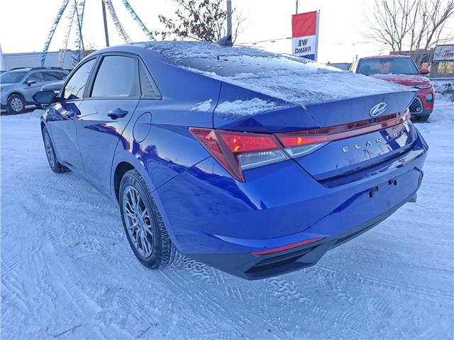 2023 Hyundai Elantra Preferred w/Tech Package in Ottawa - Image 3 of 36