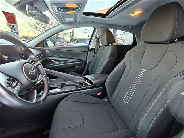 2023 Hyundai Elantra Preferred w/Tech Package in Ottawa - Image 12 of 36