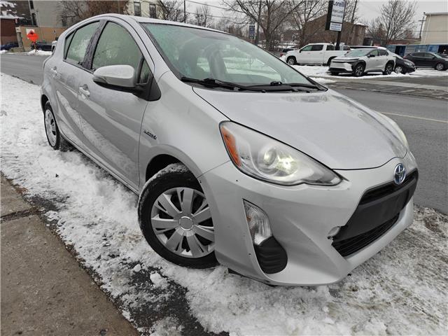2016 Toyota Prius C Base in Ottawa - Image 1 of 22