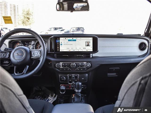 2026 Jeep Wrangler Sport (Stk: 44595) in Kitchener - Image 25 of 27