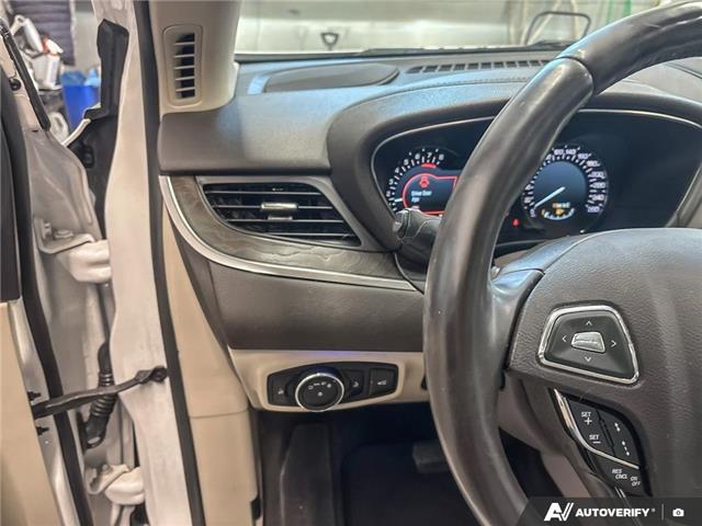 2018 Lincoln MKC Reserve (Stk: 164500) in London - Image 17 of 26