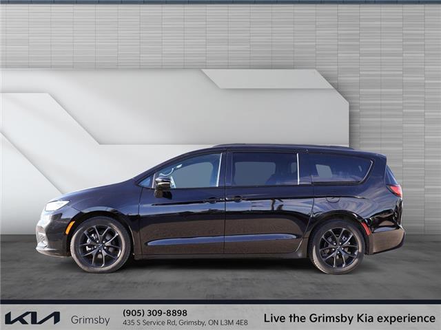2024 Chrysler Pacifica Touring-L | PANO ROOF | LOW KM | LEATHER | CAR PLA (Stk: U3199) in Grimsby - Image 5 of 18