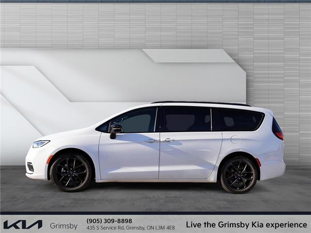 2024 Chrysler Pacifica Touring-L | LEATHER | PANO ROOF | LOW KM | CAR PLA (Stk: U3198) in Grimsby - Image 5 of 18
