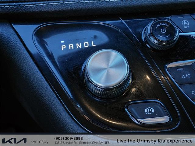 2024 Chrysler Pacifica Touring-L | LEATHER | PANO ROOF | LOW KM | CAR PLA (Stk: U3198) in Grimsby - Image 16 of 18