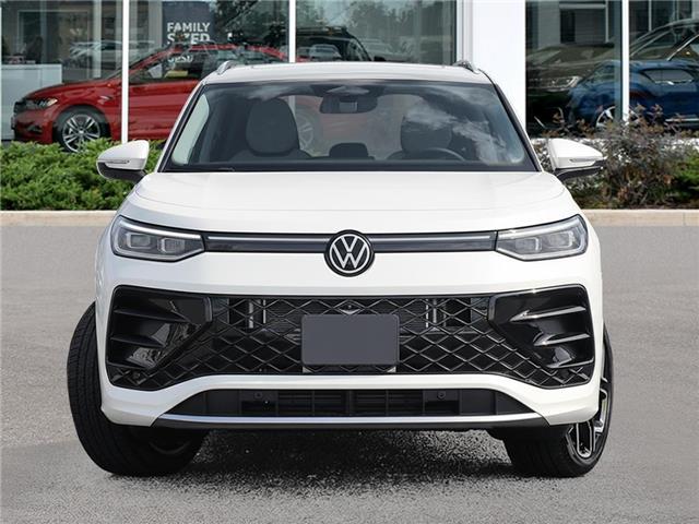 2026 Volkswagen Tiguan Highline Turbo R-Line (Stk: 26-115) in Georgetown - Image 2 of 10