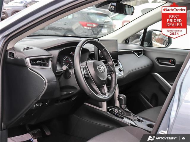 2024 Toyota Corolla Cross LE (Stk: U3247) in Hamilton - Image 16 of 30