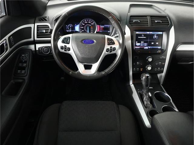 2012 Ford Explorer XLT (Stk: A20449) in Calgary - Image 15 of 23 2012 Ford Explorer XLT (Stk: A20449) in Calgary - Image 15 of 23