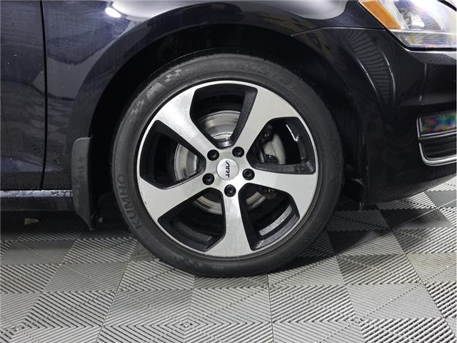 2015 Volkswagen Golf Sportwagon Highline (Stk: A20491) in Calgary - Image 4 of 21