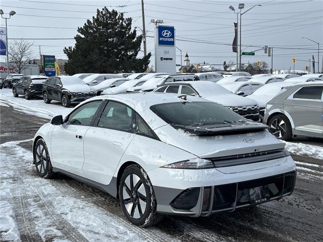2025 Hyundai IONIQ 6 Preferred Long Range (Stk: 261723) in Aurora - Image 5 of 18