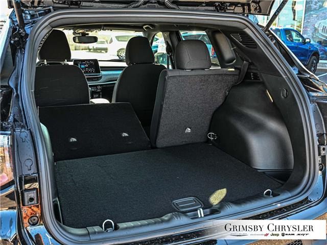 2026 Jeep Compass Sport (Stk: N26015) in Grimsby - Image 7 of 32