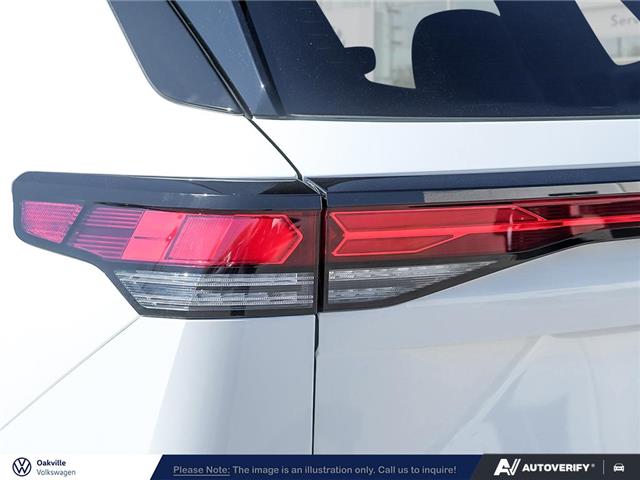 2026 Volkswagen Tiguan Comfortline R-Line Black Edition (Stk: 173786) in Oakville - Image 11 of 26