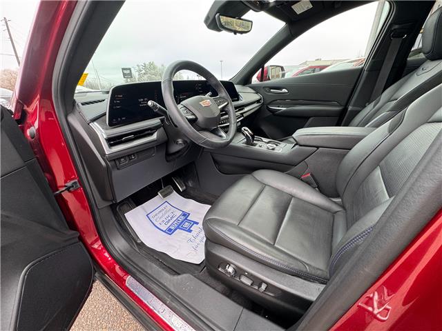 2024 Cadillac XT4 Sport (Stk: 25-261-1) in Pembroke - Image 10 of 22