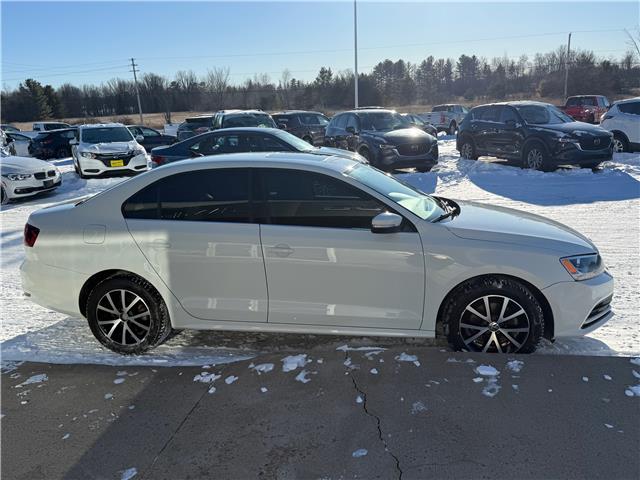 2016 Volkswagen Jetta 1.8 TSI Highline (Stk: 24686) in Pembroke - Image 8 of 20
