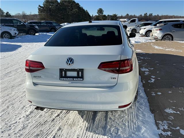2016 Volkswagen Jetta 1.8 TSI Highline (Stk: 24686) in Pembroke - Image 11 of 20