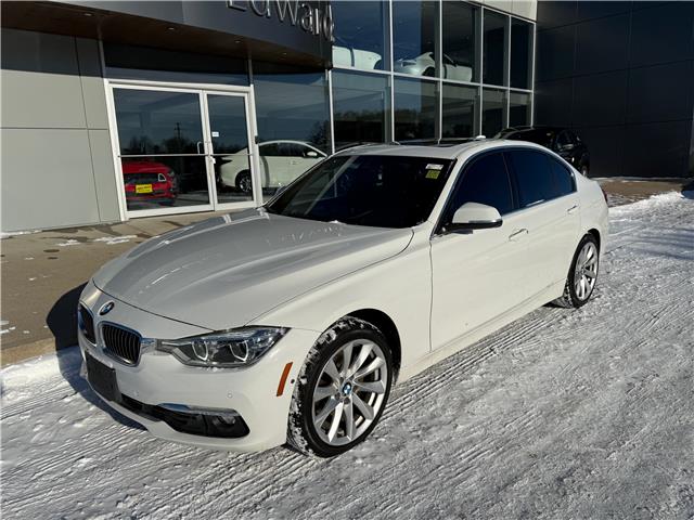 2017 BMW 330i xDrive (Stk: 24702) in Pembroke - Image 3 of 9