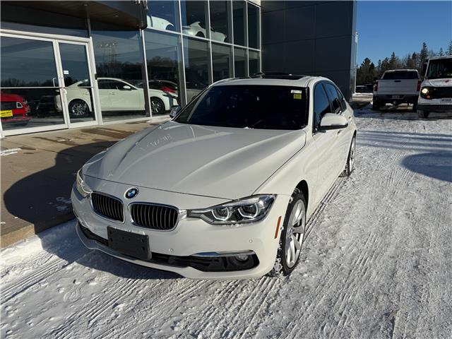 2017 BMW 330i xDrive (Stk: 24702) in Pembroke - Image 4 of 9