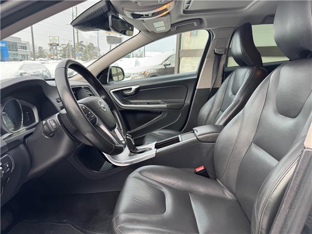2018 Volvo V60 Cross Country T5 Premier (Stk: 2511620) in Waterloo - Image 10 of 21 2018 Volvo V60 Cross Country T5 Premier (Stk: 2511620) in Waterloo - Image 10 of 21