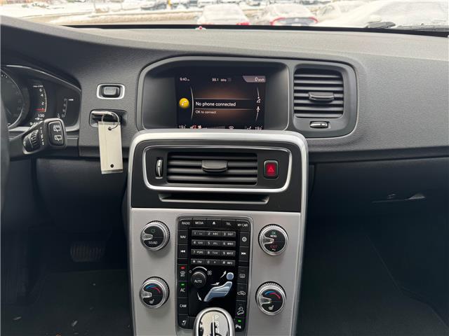 2018 Volvo V60 Cross Country T5 Premier (Stk: 2511620) in Waterloo - Image 15 of 21 2018 Volvo V60 Cross Country T5 Premier (Stk: 2511620) in Waterloo - Image 15 of 21