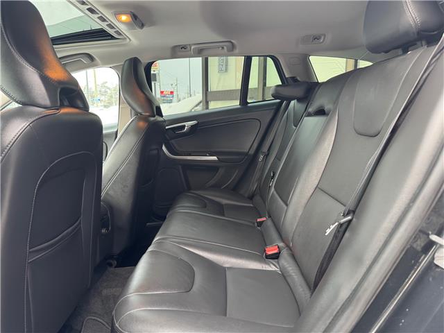 2018 Volvo V60 Cross Country T5 Premier (Stk: 2511620) in Waterloo - Image 18 of 21 2018 Volvo V60 Cross Country T5 Premier (Stk: 2511620) in Waterloo - Image 18 of 21