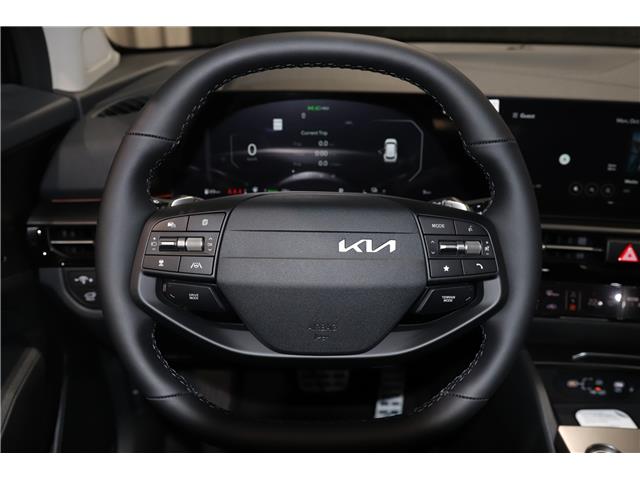 2026 Kia Sportage Plug-In Hybrid SX w/Black Interior (Stk: 26821) in Edmonton - Image 30 of 32