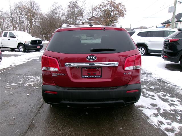 2013 Kia Sorento EX V6 in Kitchener - Image 5 of 23