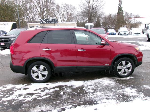 2013 Kia Sorento EX V6 in Kitchener - Image 7 of 23