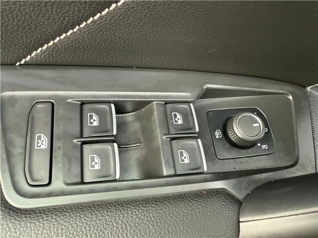 2023 Volkswagen Tiguan Comfortline R-Line Black (Stk: 16093) in Newmarket - Image 7 of 50