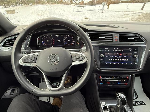 2023 Volkswagen Tiguan Comfortline R-Line Black (Stk: 16093) in Newmarket - Image 11 of 50
