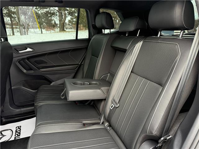 2023 Volkswagen Tiguan Comfortline R-Line Black (Stk: 16093) in Newmarket - Image 34 of 50