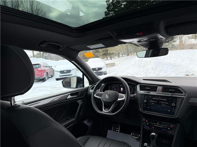 2023 Volkswagen Tiguan Comfortline R-Line Black (Stk: 16093) in Newmarket - Image 41 of 50