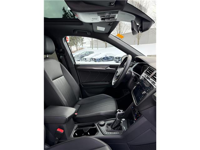 2023 Volkswagen Tiguan Comfortline R-Line Black (Stk: 16093) in Newmarket - Image 45 of 50