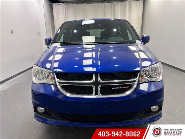 2020 Dodge Grand Caravan Premium Plus (Stk: 20698) in Lethbridge - Image 2 of 22