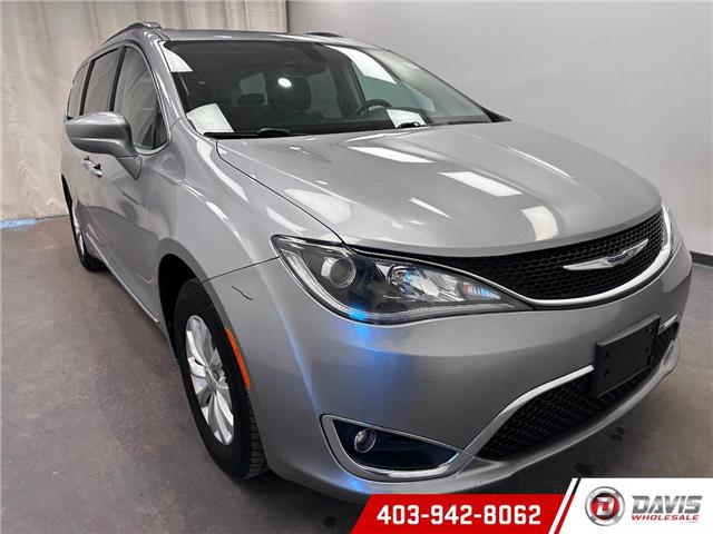 2017 Chrysler Pacifica Touring-L (Stk: 15111) in Lethbridge - Image 3 of 23