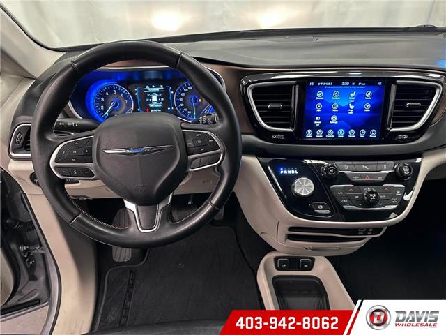 2017 Chrysler Pacifica Touring-L (Stk: 15111) in Lethbridge - Image 14 of 23