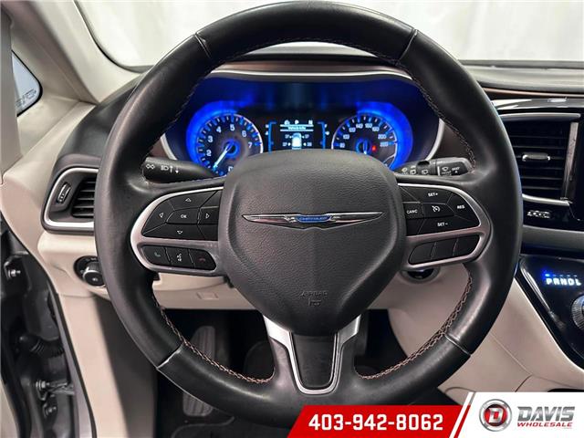 2017 Chrysler Pacifica Touring-L (Stk: 15111) in Lethbridge - Image 15 of 23