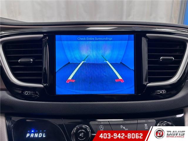 2017 Chrysler Pacifica Touring-L (Stk: 15111) in Lethbridge - Image 19 of 23