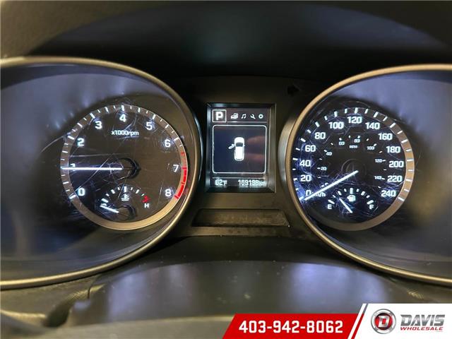 2017 Hyundai Santa Fe Sport 2.4 Premium (Stk: 20300) in Lethbridge - Image 14 of 20