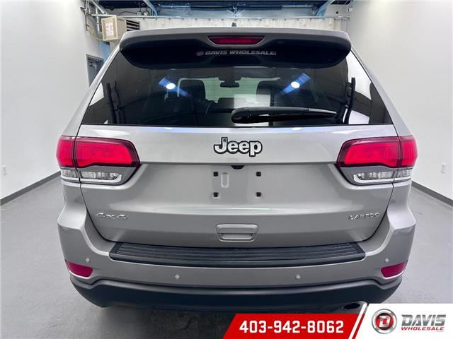 2020 Jeep Grand Cherokee Laredo (Stk: 14903) in Lethbridge - Image 5 of 20 2020 Jeep Grand Cherokee Laredo (Stk: 14903) in Lethbridge - Image 5 of 20