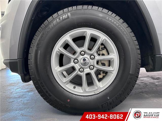 2020 Jeep Grand Cherokee Laredo (Stk: 14903) in Lethbridge - Image 19 of 20 2020 Jeep Grand Cherokee Laredo (Stk: 14903) in Lethbridge - Image 19 of 20