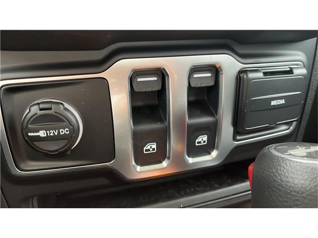 2026 Jeep Wrangler Sport (Stk: TT030) in Kamloops - Image 14 of 21