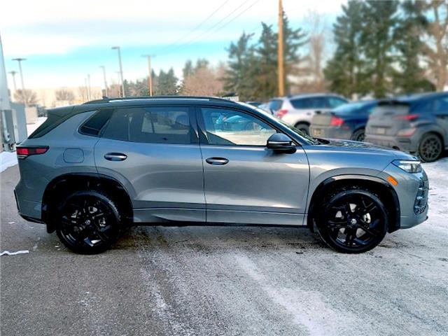 2026 Volkswagen Tiguan Comfortline R-Line Black Edition (Stk: 260100) in Regina - Image 4 of 38