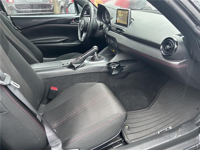 2016 Mazda MX-5 GS (Stk: P4906) in Surrey - Image 9 of 15