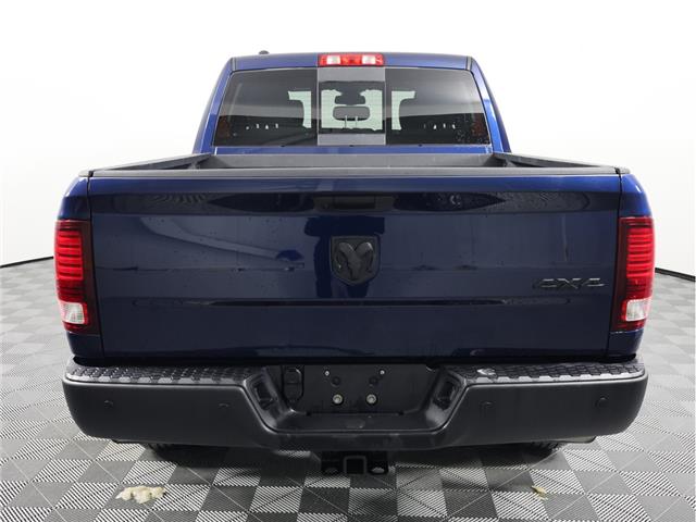 2022 RAM 1500 Classic SLT (Stk: B20528) in Calgary - Image 7 of 20