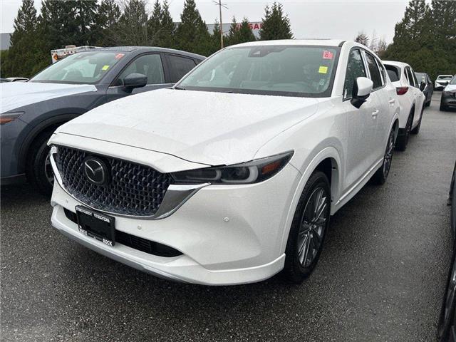 2025 Mazda CX-5 Signature (Stk: 783687) in Surrey - Image 1 of 5