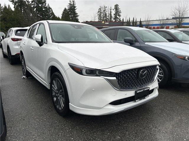 2025 Mazda CX-5 Signature (Stk: 783687) in Surrey - Image 4 of 5